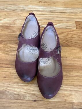 Taos Footwear Women's Mary Jane Shoes - Plum Size 8/39